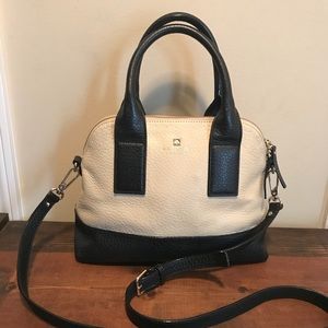 Black and Cream Kate Spade ♠️ Purse